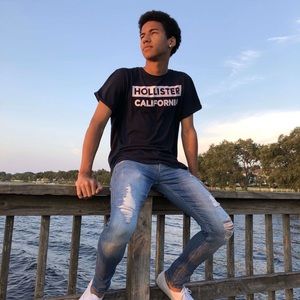 Meet your Posher, Justin